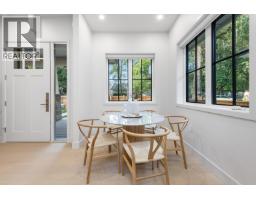 2136 E 10th Avenue, Vancouver, BC V5N1Y1 Photo 2