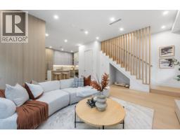 2136 E 10th Avenue, Vancouver, BC V5N1Y1 Photo 3