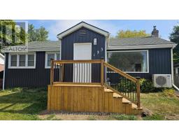 Bedroom - 123 Lemoine Street, Belleville, ON K8P4G8 Photo 3