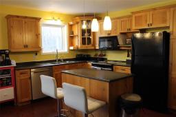 Kitchen - 212 Gerard Tetrault Street, Marchand, MB R0A0Z0 Photo 3