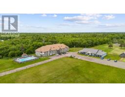 Bath (# pieces 1-6) - 305 6216 Route 11, Mont Carmel, PE C0B2E0 Photo 2