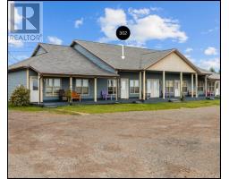 302 6216 Route 11, Mont Carmel, PE C0B2E0 Photo 4