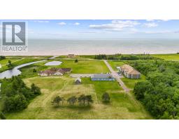 Bath (# pieces 1-6) - 302 6216 Route 11, Mont Carmel, PE C0B2E0 Photo 2