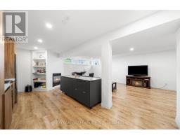 39 Treadgold Crescent, Image 3