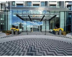 2704 30 Inn On The Park Drive, Image 3