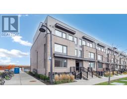 2 175 William Duncan Road, Image 2