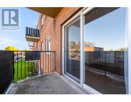 Bedroom 2 - 29 456 Carlton Street, St Catharines, ON L2M4X1 Photo 5