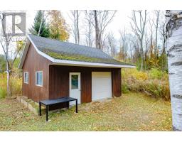 Living room - 27 Dawson Drive, Kincardine, ON N2Z2X6 Photo 4