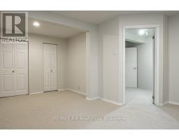 Bathroom - 86 Freeland Drive, Stratford, ON N4Z1H1 Photo 3