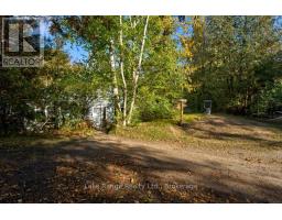 Bedroom 2 - 910 Victoria Road, Huronkinloss, ON N0G2R0 Photo 5