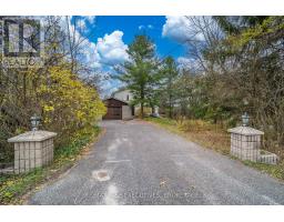 Primary Bedroom - 2336 Battersea Road, Kingston, ON K0H1S0 Photo 2