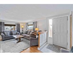 Kitchen - 5407 Eastview Cr, Redwater, AB T0A2W0 Photo 3