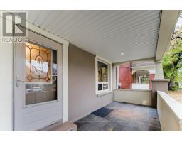 26 St Leger Street, Kitchener, ON N2H4L9 Photo 4