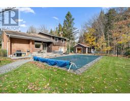 Bedroom - 5565 5th Line, New Tecumseth, ON L0G1W0 Photo 5