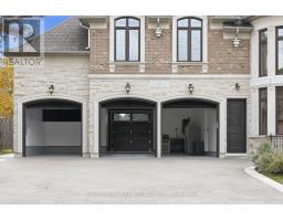 Bedroom - 39 Patricia Drive E, King, ON L7B1H5 Photo 3