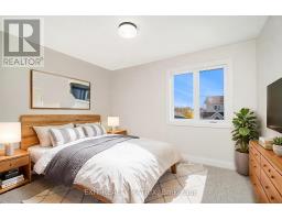 Bathroom - 258 Sam Avenue, Russell, ON K0A1W0 Photo 2