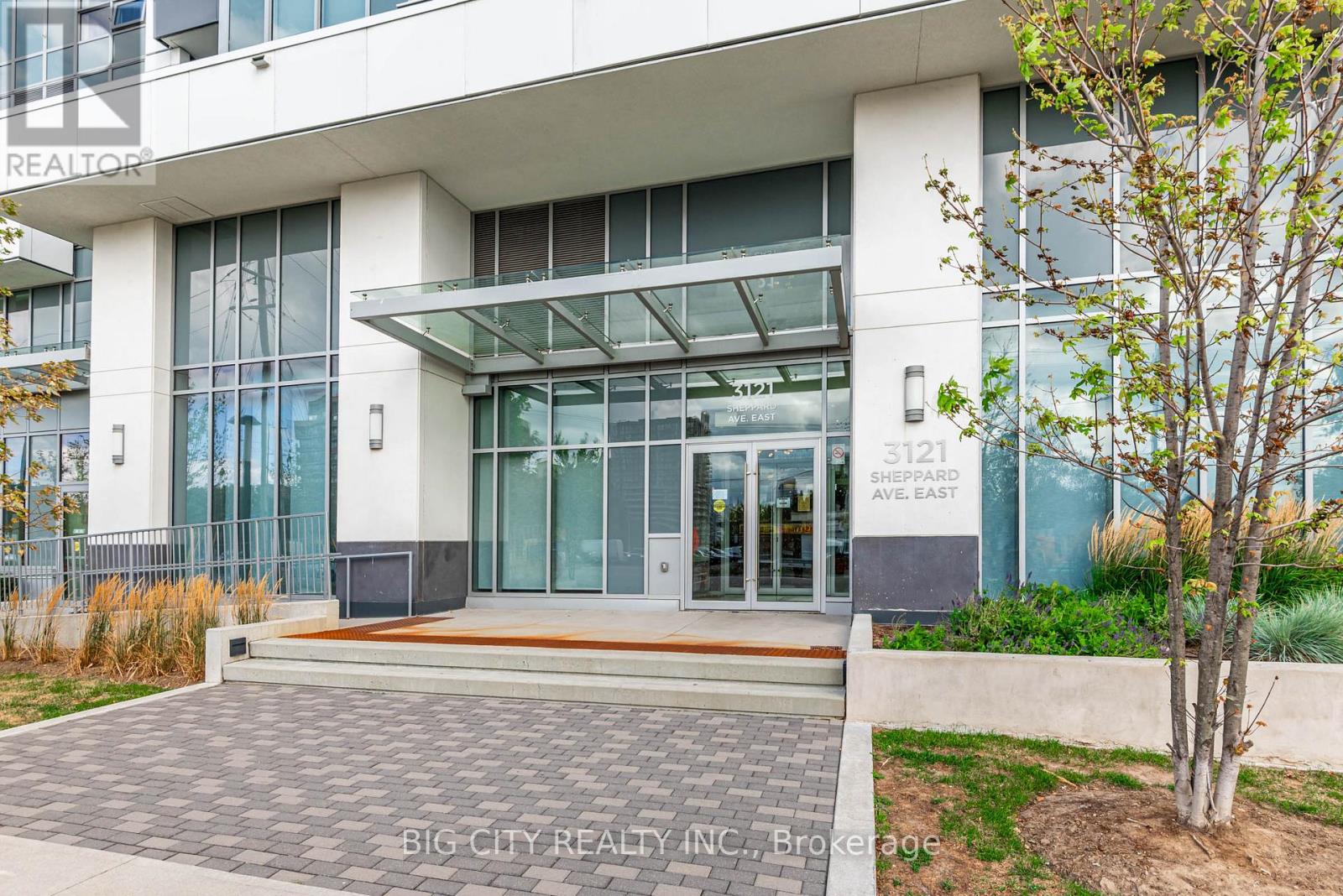 611 3121 Sheppard Avenue E