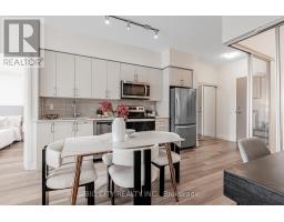 611 3121 Sheppard Avenue E, Image 3