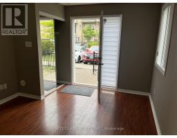 Primary Bedroom - 61 2891 Rio Court, Mississauga, ON L5M0S4 Photo 3