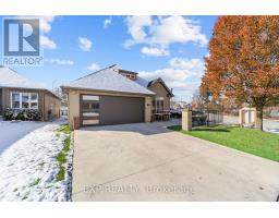 Primary Bedroom - 1 1430 Highbury Avenue N, London East, ON N5Y6M4 Photo 2