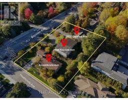 2619 21 Bayview Avenue, Image 3