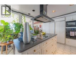 Primary Bedroom - 33 Harbour Square Unit 1416, Toronto, ON M5J2G2 Photo 4