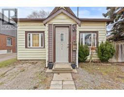 Dining room - 4774 Saint Clair Avenue E, Niagara Falls, ON L2E3T1 Photo 3