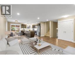 Primary Bedroom - 642 Forsyth Ave, Parksville, BC V9P1G6 Photo 5