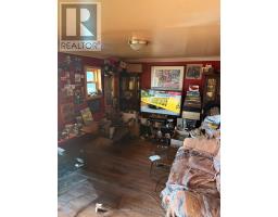 Family room - 40 Queen Street, Kawartha Lakes, ON K9V1S4 Photo 3