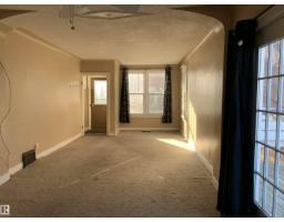 Family room - 5014 51 Av, Vegreville, AB T9C1M1 Photo 4