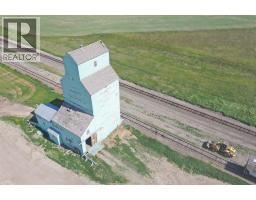 849 915 Railway Ave, Brant, AB T0L0L0 Photo 5