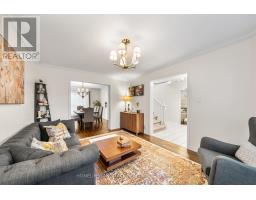 Dining room - 200 Fallingbrook Street, Whitby, ON L1R2B1 Photo 5