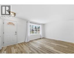 4pc Bathroom - 73 Aldborough Avenue, St Thomas, ON N5R4S8 Photo 3