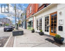 1118 Queen Street E, Image 3