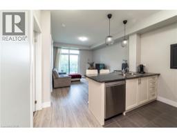 Den - 125 Shoreview Place Unit 226, Stoney Creek, ON L8E0K3 Photo 3