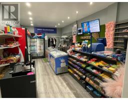 988 St Clair Avenue W, Toronto, ON M6E1A2 Photo 4