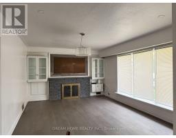 11 Garden Park Avenue, Image 2