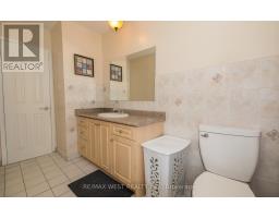 Dining room - 7812 Kittridge Drive, Mississauga, ON L4T3J6 Photo 2