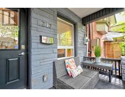 717 Palmerston Avenue, Image 3