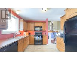 Living room - 40204 Huron Street E, South Huron, ON N0M1S5 Photo 4