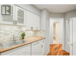 303 25 Maitland Street, Image 3