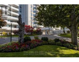 1008 10 Parkway Forest Drive, Image 2