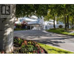 1008 10 Parkway Forest Drive, Image 3