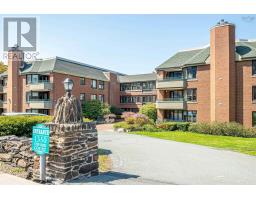 112 1350 Oxford Street, Image 3