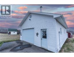 Family room - 1408 Rte 460, Tabusintac, NB E9H1C8 Photo 3