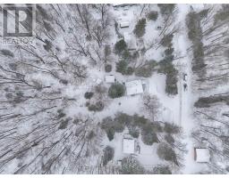 Primary Bedroom - 1039 Grace River Road, Highlands East, ON K0L3C0 Photo 5