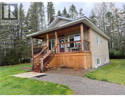 Bath (# pieces 1-6) - 101 Coombes Road, Grandsault Grand Falls, NB E7E2P8 Photo 2