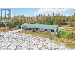 Living room - 6969 Highway 3, Hunts Point, NS B0T1G0 Photo 3