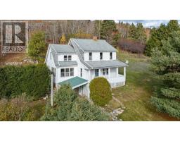 Dining room - 6027 St Margarets Bay Road, St Margaret Apos S Bay, NS B3Z2C5 Photo 2