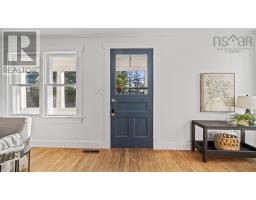 Den - 6027 St Margarets Bay Road, St Margaret Apos S Bay, NS B3Z2C5 Photo 4